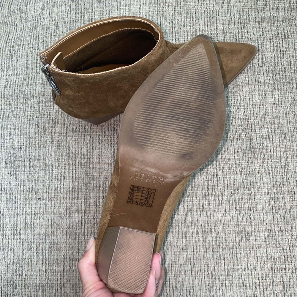 Faux Suede Heeled Ankle Booties - Picture 5 of 6